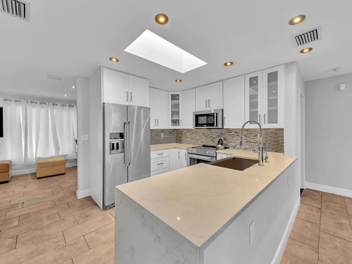 Supervilla - 3Br/2Ba - Pool - Walk To Beach Hollywood Luaran gambar