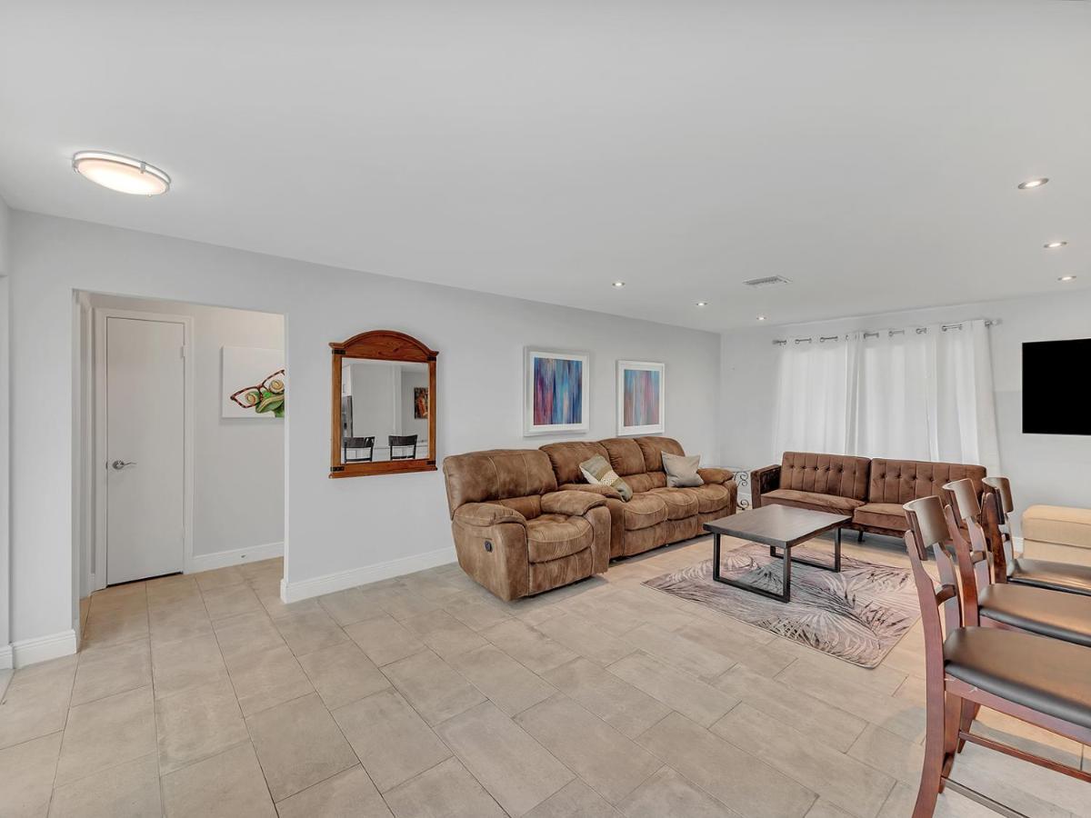 Supervilla - 3Br/2Ba - Pool - Walk To Beach Hollywood Luaran gambar