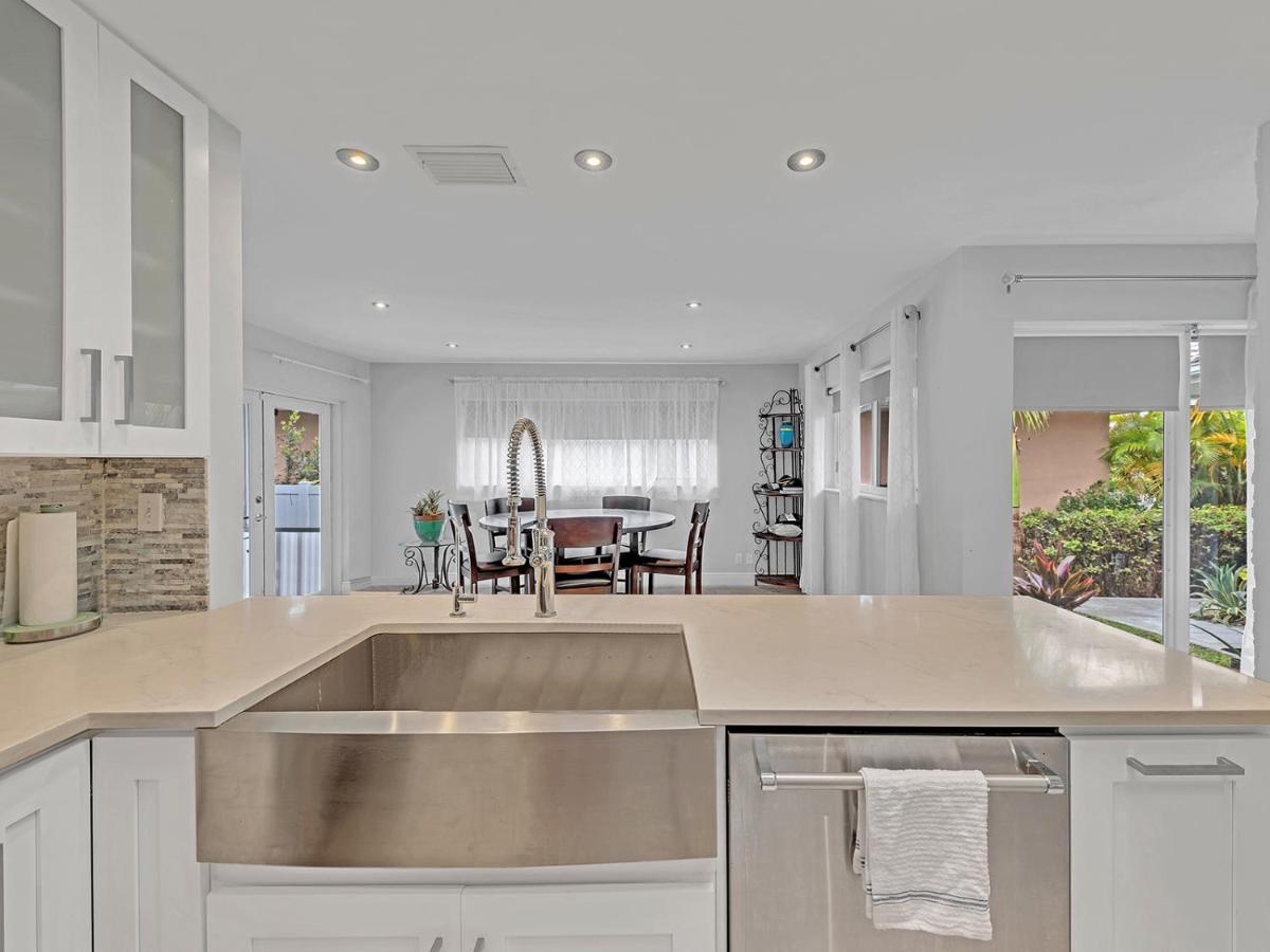 Supervilla - 3Br/2Ba - Pool - Walk To Beach Hollywood Luaran gambar