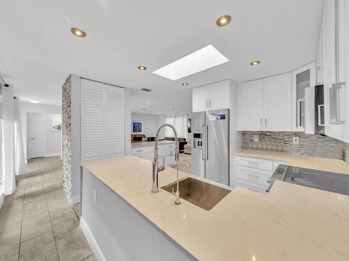 Supervilla - 3Br/2Ba - Pool - Walk To Beach Hollywood Luaran gambar